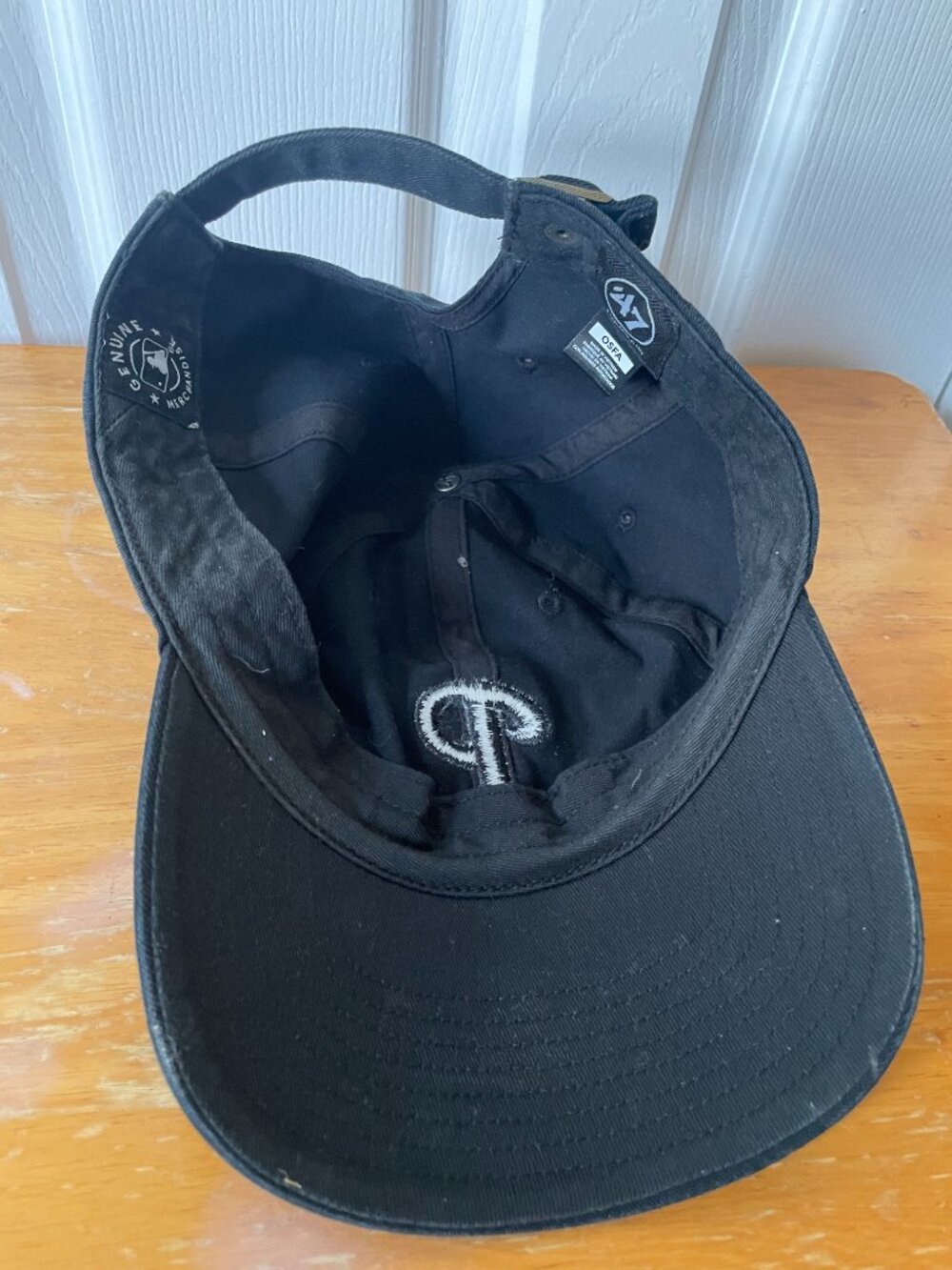 47’ Brand Philadelphia Phillies Baseball Cap. Black. Adjustable - Picture 2 of 8